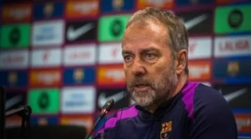 هانز فليك يقلل من أهمية فارق النقاط مع ريال مدريد هذا الموسم